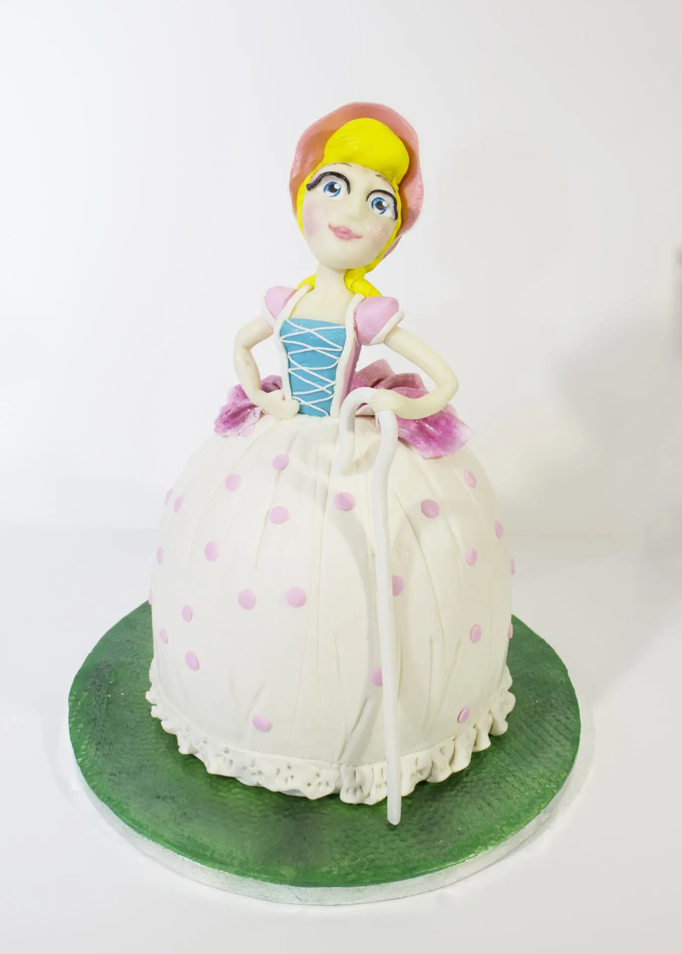 Bo Peep cake